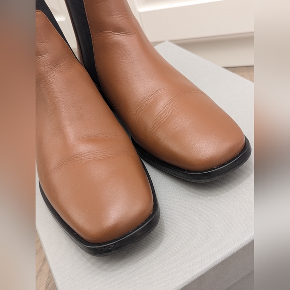 Everlane The Square Toe Chelsea Boot in Peanut Size 6 - Picture 5 of 8